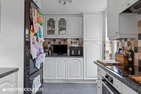 15 Cassandra Gate, Cheshunt, Waltham Cross, EN8 0XE