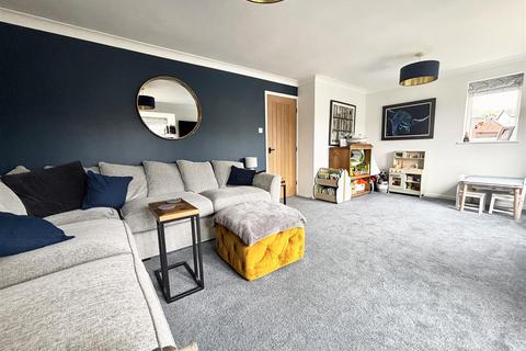 3 bedroom detached house for sale, Ashgrove Mount, Kippax, Leeds