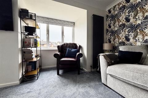 3 bedroom detached house for sale, Ashgrove Mount, Kippax, Leeds