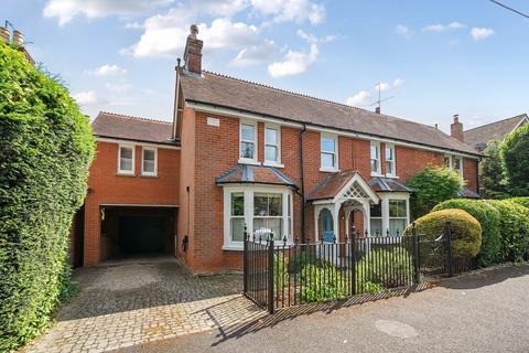 6 Anton Road, Andover, SP10 2EN
