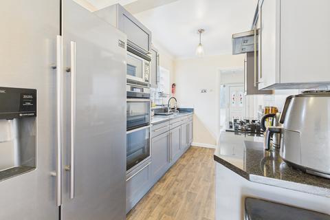 8a Park Road East, Uxbridge, UB10 0AQ
