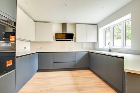3 bedroom detached house for sale, Martins Hill Lane, Burton, Christchurch, BH23