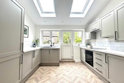 2 bedroom terraced house to rent, Chapel Street, Hayfield, High Peak