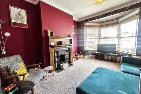 2 bedroom ground floor flat for sale, Nixon Terrace, Blyth, Northumberland, NE24 3EF