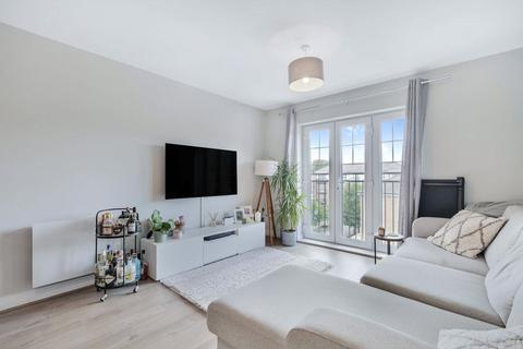 2 bedroom apartment for sale, Stewart Court, Colnhurst Road, Hertfordshire WD17