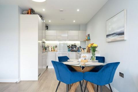 2 bedroom apartment for sale, Stewart Court, Colnhurst Road, Hertfordshire WD17