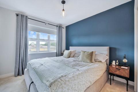 2 bedroom apartment for sale, Stewart Court, Colnhurst Road, Hertfordshire WD17