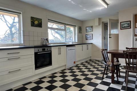 4 bedroom bungalow for sale, Chulmleigh