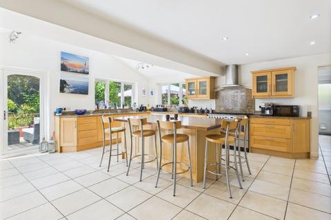 5 bedroom detached house for sale, Sandpits Lane, Penn, HP10