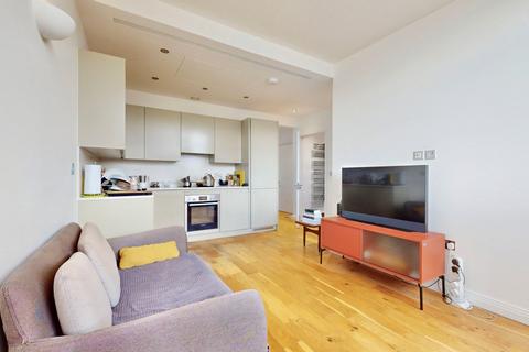 1 bedroom apartment to rent, Western Avenue, Perivale, Greenford, UB6
