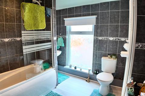 3 bedroom terraced house for sale, Usk Road, Bargoed, CF81
