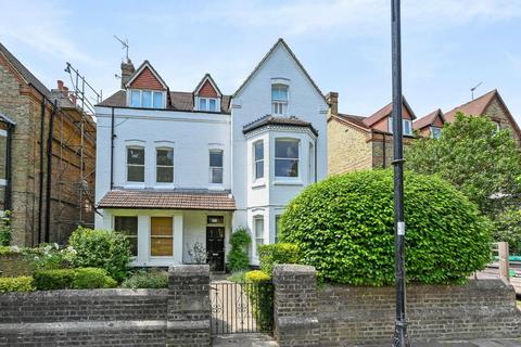 Grange Park, Ealing