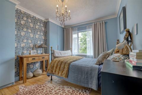 6 Beverley Gardens, Southend-on-sea, SS2 6RS