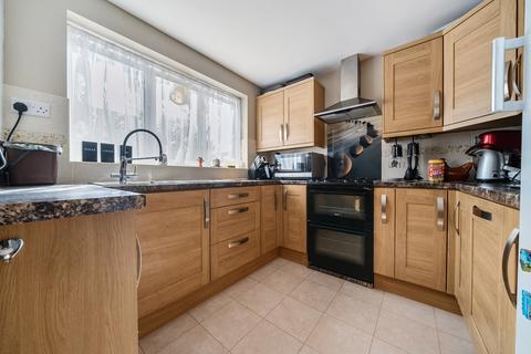 undefined, Beale Street, Bedfordshire LU6