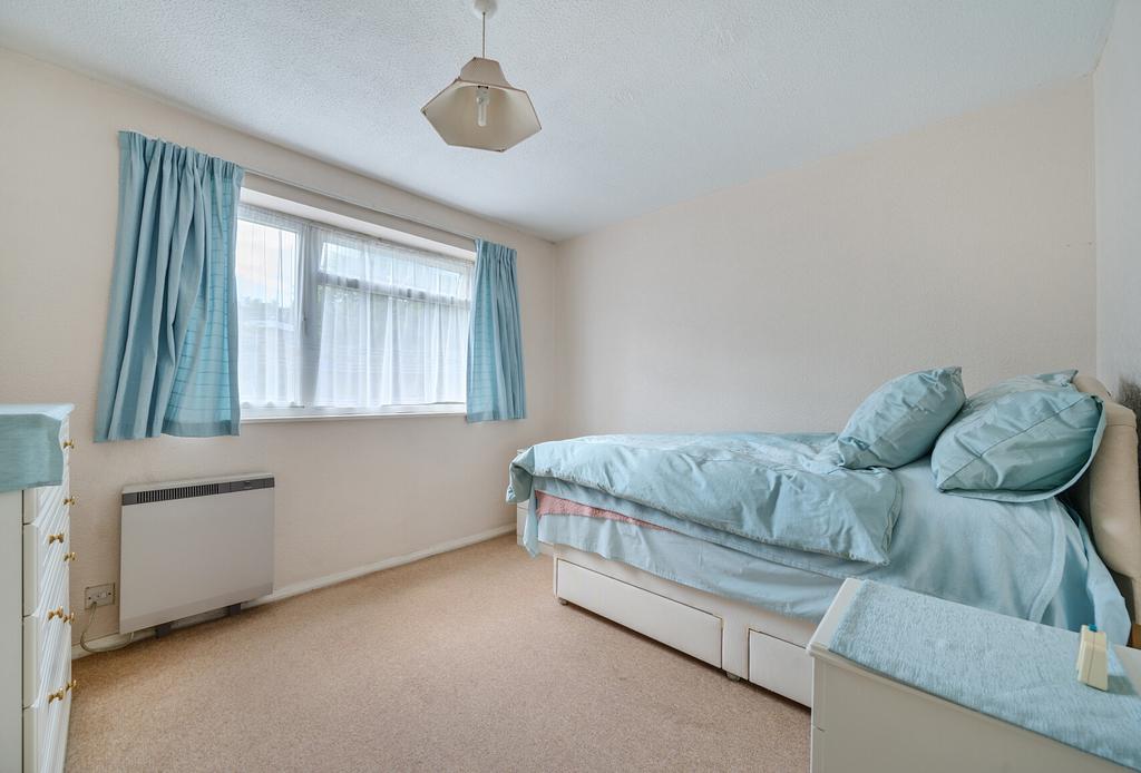 1300745-15-683dbd...