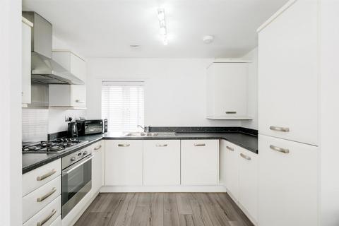 48 The Square, Loughton, IG10 3FE