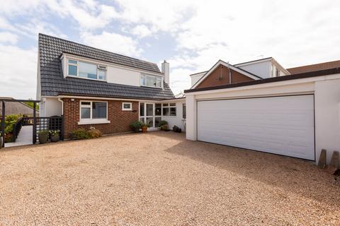 4 bedroom detached house for sale, Tanglewood, St Saviour