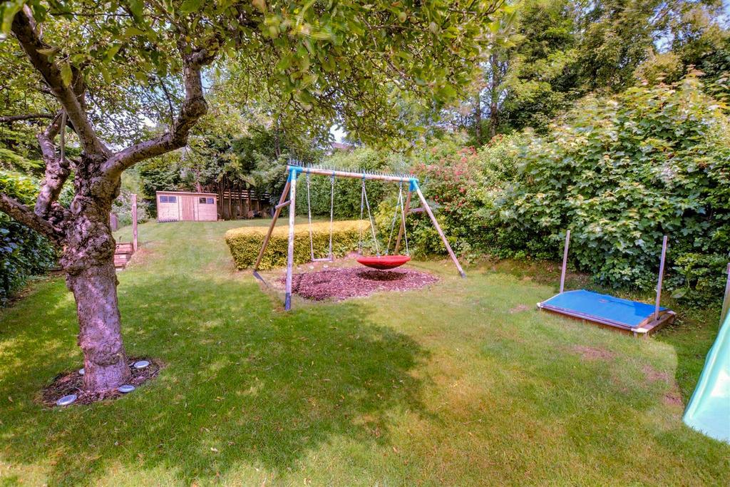 Garden 3.jpg