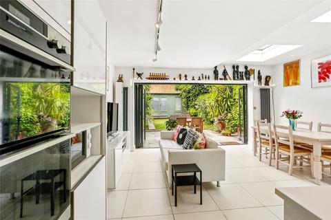 undefined, Rothschild Road, London, W4