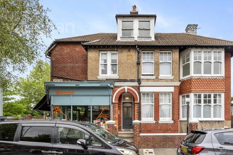 2 bedroom flat for sale, Montefiore Road, Hove, BN3