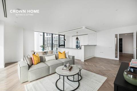 3 bedroom apartment to rent, 23 Gauging Square, London  E1W