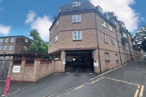 1 bedroom flat for sale, Darwin Court, Gravel Walk, Rochester