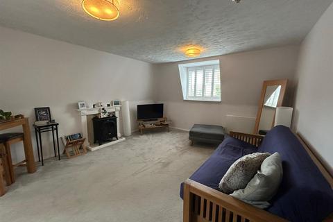 1 bedroom flat for sale, Darwin Court, Gravel Walk, Rochester