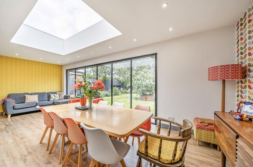 Dining /Family Area