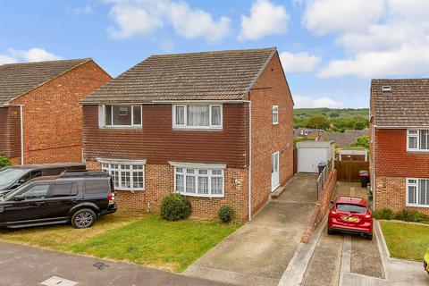 8 Chestnut Drive, Sturry, Canterbury, CT2 0NB