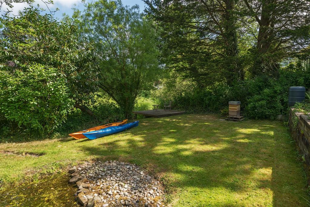 Garden &amp; Jetty