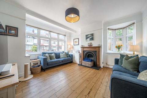 10 Oakway, London, SW20 9JE