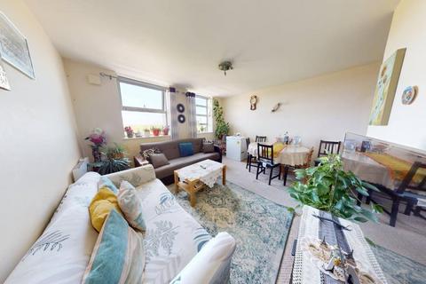 2 bedroom flat for sale, The Lumiere Building, Romford Road, London, E7