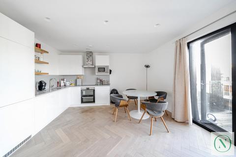 3 bedroom apartment for sale, Bell Foundry Close, Croydon, CR0