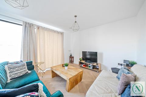 3 bedroom apartment for sale, Bell Foundry Close, Croydon, CR0