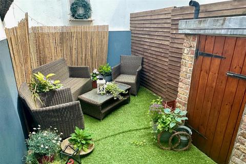 undefined, Carlton Mews, West End Lane, London NW6