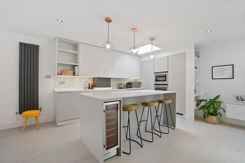 undefined, Carlton Mews, West End Lane, London NW6