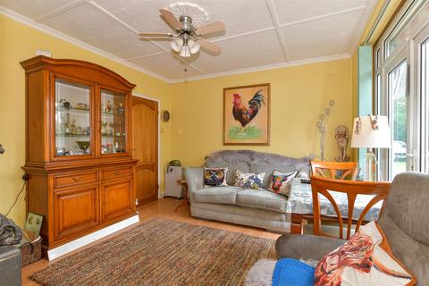 2 bedroom detached bungalow for sale, Gravesend Road, Wrotham TN15
