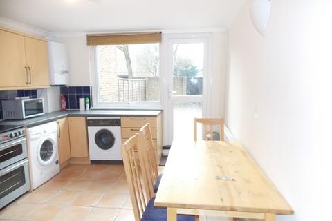 122 Bruce Road, London, E3 3EU