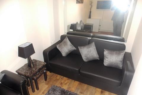 122 Bruce Road, London, E3 3EU