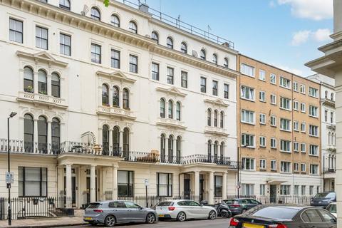 2 bedroom flat to rent, Kensington Gardens Square, Notting Hill, London, W2