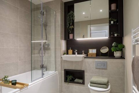 2 bedroom flat for sale, Hayes Village, Hayes UB3