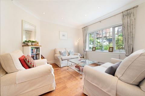 undefined, Valley Avenue, London N12