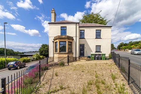 undefined, 106 Bath Road, Stroud, Gloucestershire, GL5
