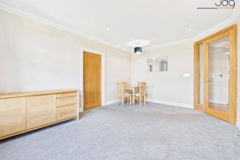 2 bedroom flat for sale, Fair Elms, Westbourne Road |  A beautiful front facing apartment with Castle Views
