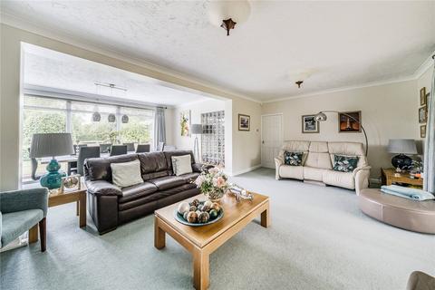 2 Culross Close, Cheltenham, GL50 4NF