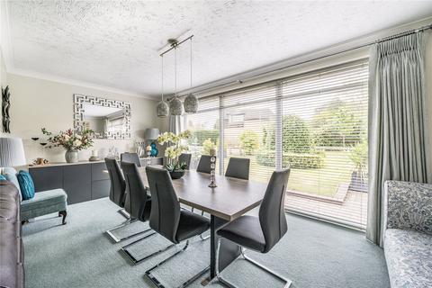 2 Culross Close, Cheltenham, GL50 4NF