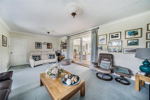 2 Culross Close, Cheltenham, GL50 4NF