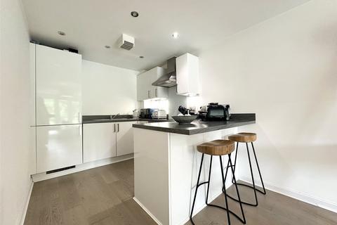 1 bedroom flat for sale, Lett Lane, Castle Hill, Ebbsfleet Valley, Swanscombe, DA10