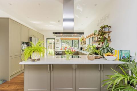 3 bedroom detached house for sale, With Beautiful Panoramic Views in Goudhurst