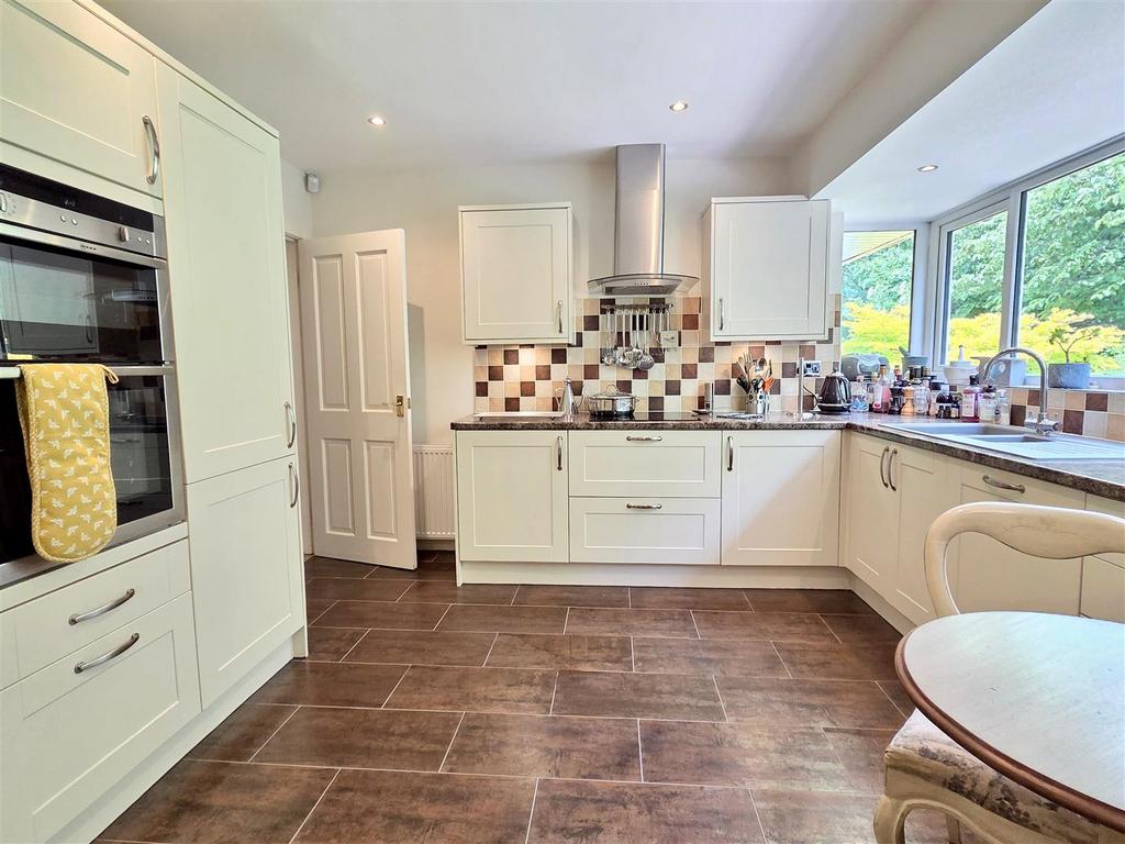 Breakfast kitchen
